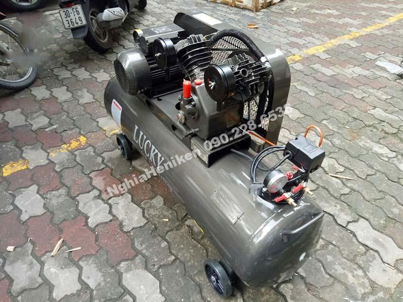 700 May Nen Khi Lucky V 0 25 8a 3hp 120l 220v An Toan.jpg 700 May Nen Khi Lucky V 0 25 8a 3hp 120l 220v An Toan.jpg