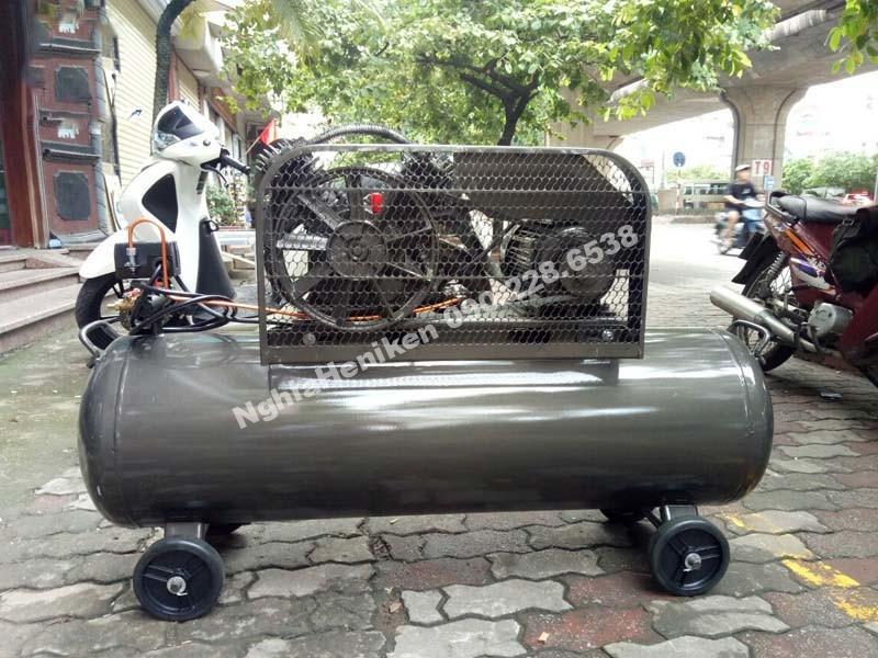 700 May Nen Khi Lucky V 0 25 8a 3hp 120l 220v Chinh Hang.jpg 700 May Nen Khi Lucky V 0 25 8a 3hp 120l 220v Chinh Hang.jpg