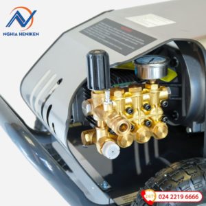 730 Van Chinh Ap May Rua Xe Lucky Star T 3600psi.jpg