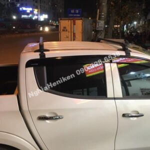 Ảnh thật giá nóc Mitsubishi Triton