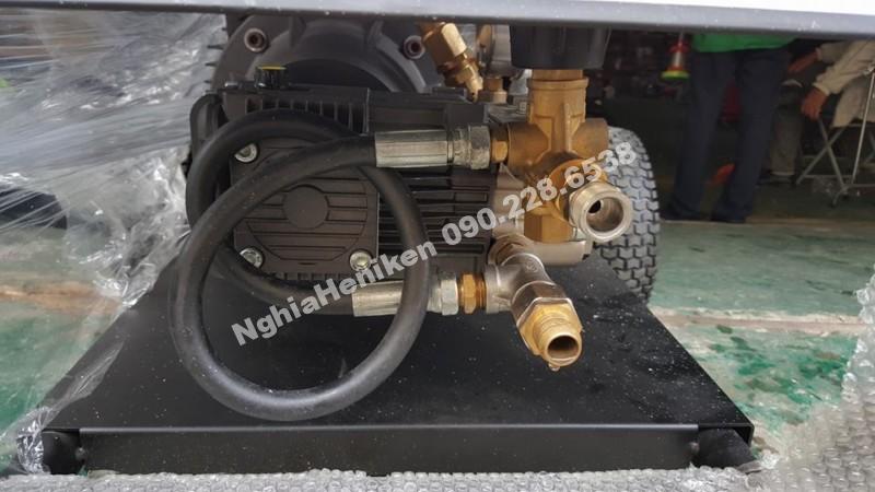 Đầu bơm máy rửa xe siêu cao áp Lutian 11Kw Đầu bơm máy rửa xe siêu cao áp Lutian 11Kw
