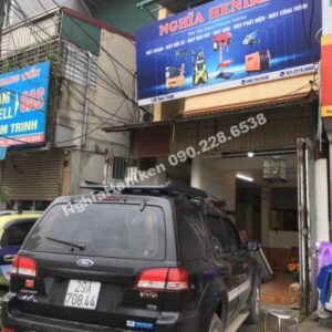 Gia Noc Ford Escape